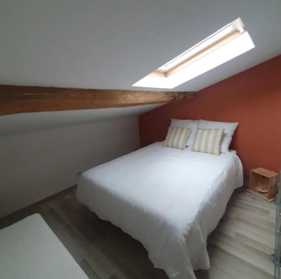 Chambre Chez L'Habitant Avec Petit Dejeuner A 5 Mins Du Futuroscope Chasseneuil-du-Poitou Exterior foto